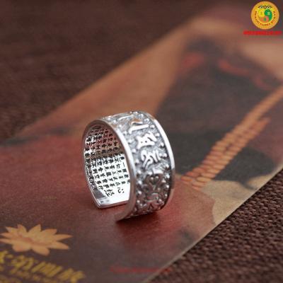 Nhẫn bạc khắc chú Om Mani Padme Hum và Bát Nhã Tâm Kinh